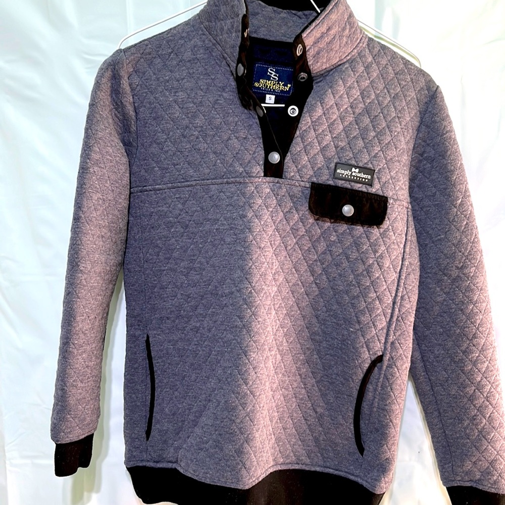 Simply Southern sweatshirt. Size small